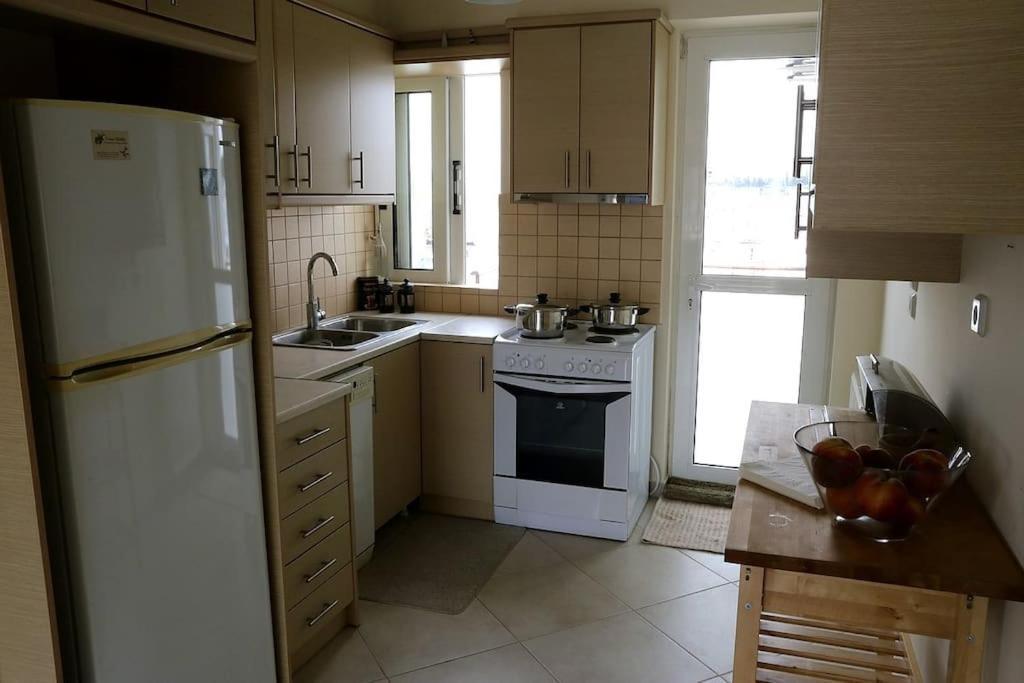 Fly Me To The Moon! Appartement Athene Buitenkant foto